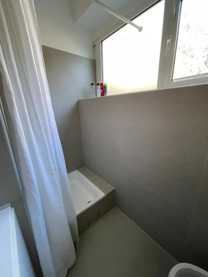 Downtown Apartment コトル エクステリア 写真