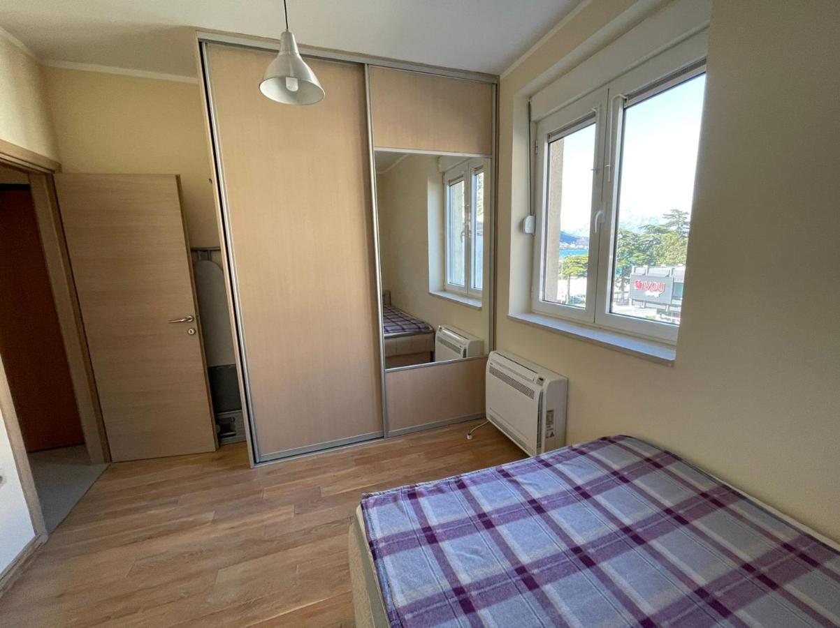 Downtown Apartment コトル エクステリア 写真